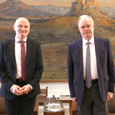 R&#233;union du Pr&#233;sident du Parlement avec l’ambassadeur de la R&#233;publique F&#233;d&#233;rale d’Allemagne
