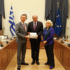 Συνάντηση της Κοινοβουλευτικής Ομάδας Φιλίας Ελλάδας–Μεξικού με τον Πρέσβη του Μεξικού στην Αθήνα