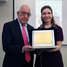 Βράβευση του Προέδρου της Βουλής των Ελλήνων από το Εργαστήριο Ιστορίας της Ιατρικής και Ιατρικής Ηθικής της Ιατρικής Σχολής ΕΚΠΑ