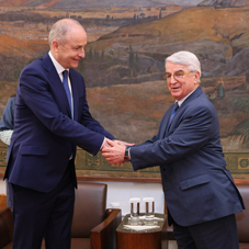 Συνάντηση του Γ΄ Αντιπροέδρου της Βουλής με τον Πρωθυπουργό της Ιρλανδίας