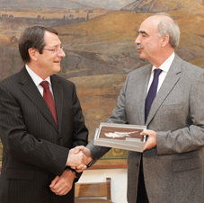 Meeting of the President of the Hellenic Parliament, Mr Evangelos Meimarakis with the candidate President of the Republic of Cyprus, Mr. N. Anastasiadis