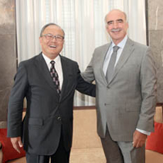 Entretien du Pr&#233;sident du Parlement Hell&#233;nique avec les  Ambassadeurs du Japon et de l’Iran