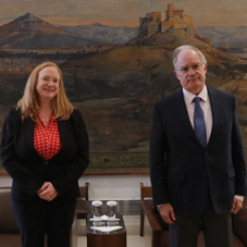R&#233;union du Pr&#233;sident du Parlement avec l’Ambassadrice d’Australie
