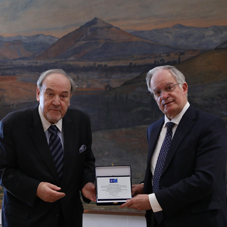 Συνάντηση του Προέδρου της Βουλής με τον Πρόεδρο της Ελληνικής Ένωσης για την Ατλαντική και Ευρωπαϊκή Συνεργασία