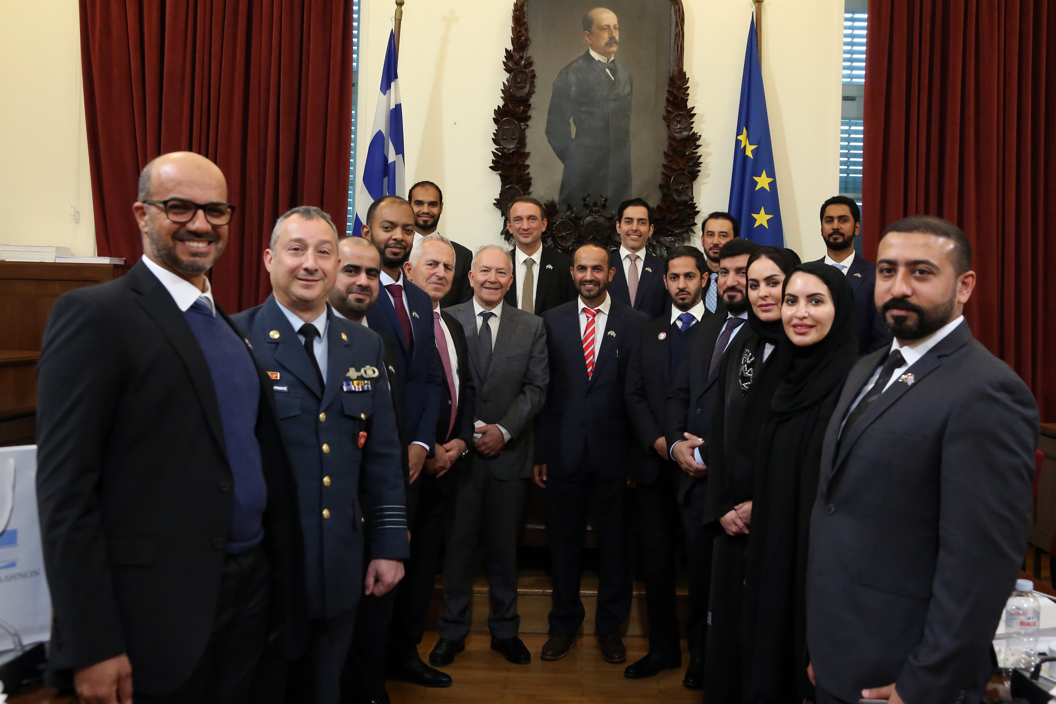 Meeting of delegation of Standing Committee on National Defence and Foreign Affairs with students of National Defence School of United Arab Emirates