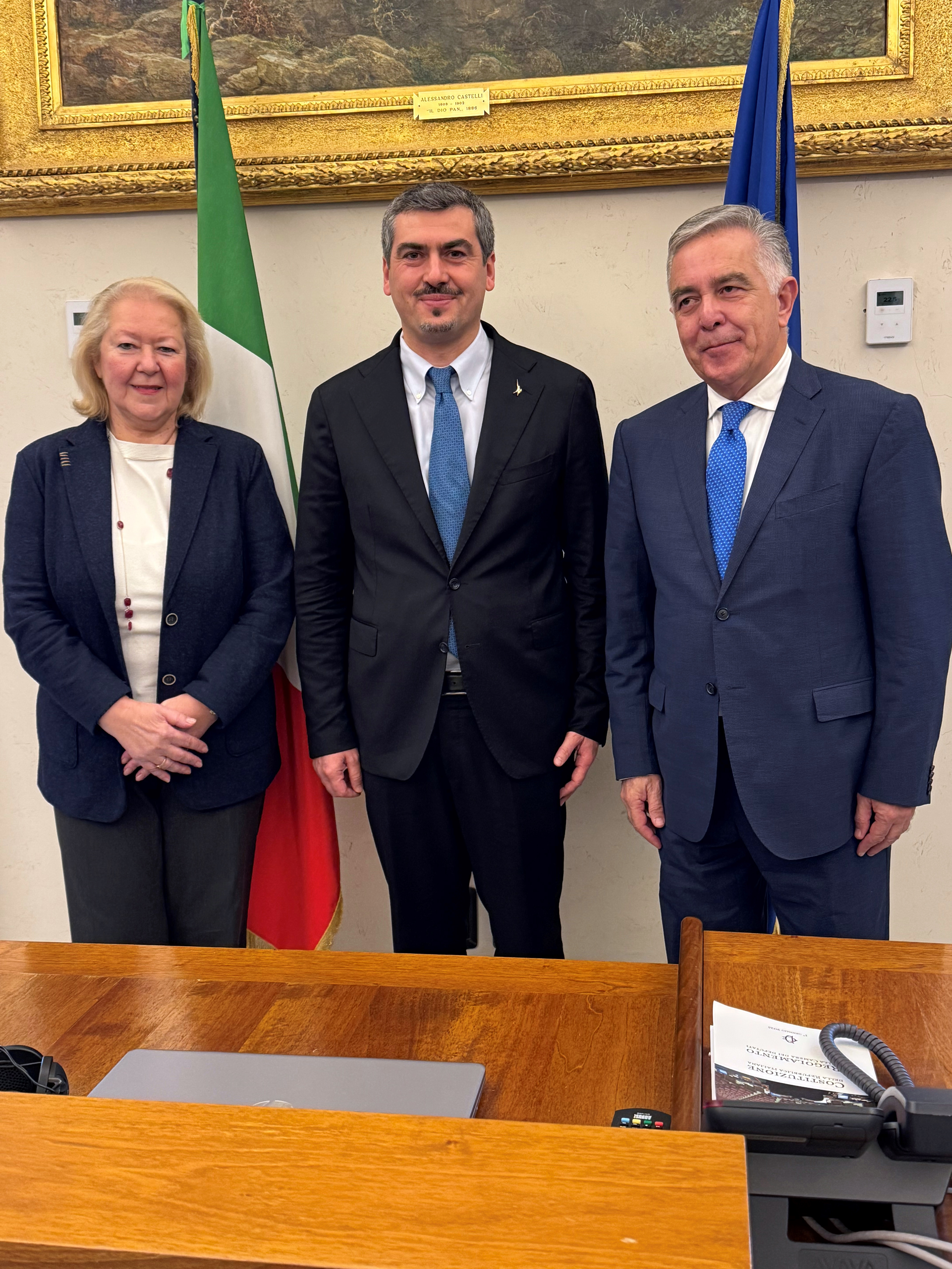 Διμερής συνάντηση Προέδρου Κοινοβουλευτικής Ομάδας Φιλίας Ελλάδας-Ιταλίας στο πλαίσιο της 1η Διεθνούς Διάσκεψης για την Ιταλοφωνία