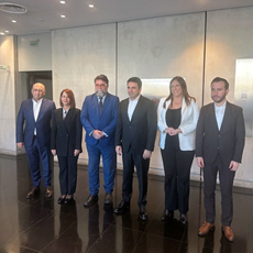  Επίσημη επίσκεψη πραγματοποιεί στην Αθήνα, κατόπιν πρόσκλησης του Προέδρου της Βουλής κ. Νικήτα Κακλαμάνη, ο Πρόεδρος του Κοινοβουλίου της Αρμενίας, κ. Alen Simonyan